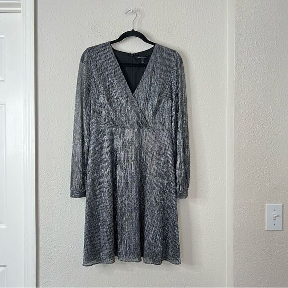 Banana Republic Pleated Metallic Faux Wrap Dress NEW Size 4 (MISSING RIBBON) - Picture 5 of 12